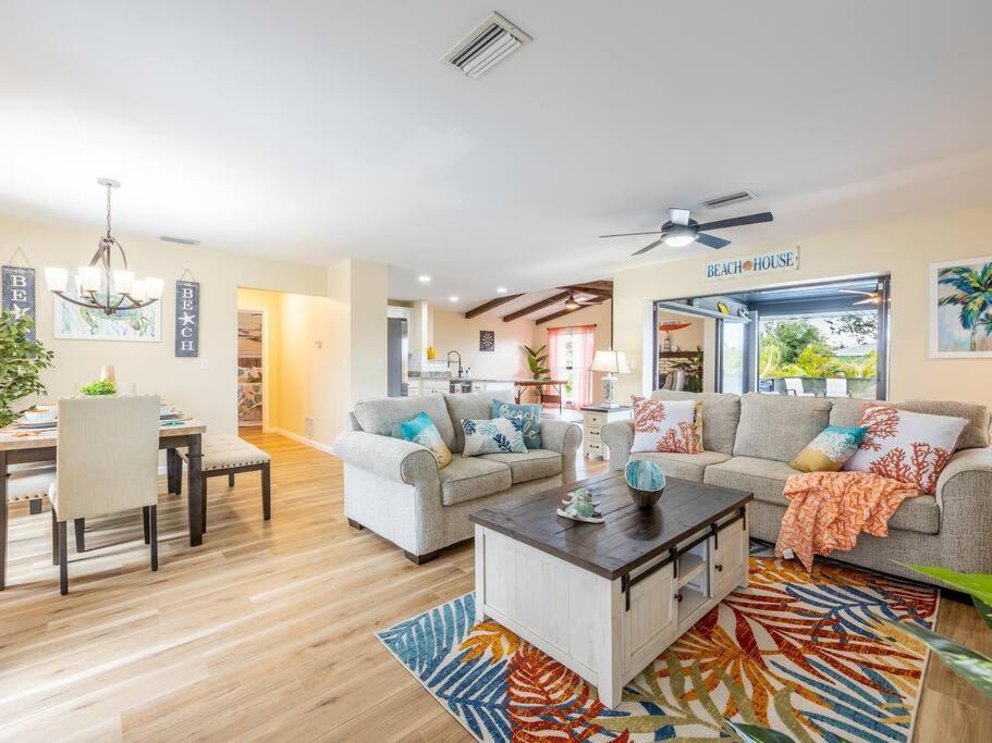Englewood, Manasota Keys - 2 Bedroom Luxury Villa, Pool, Game Room, 6 Min To Beaches Next To Canal Екстериор снимка